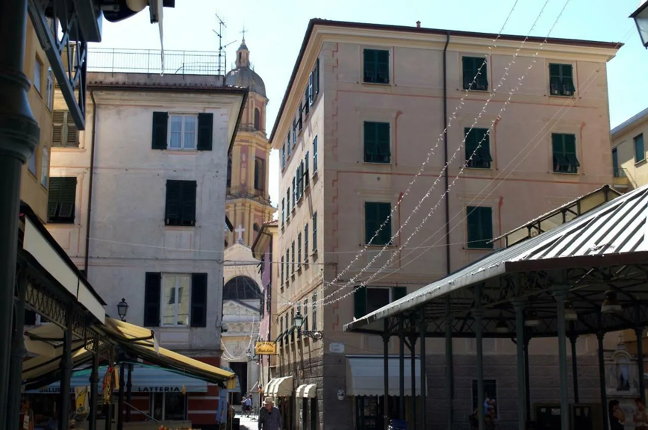 *** Gasthuis Giramondo Rapallo Italië